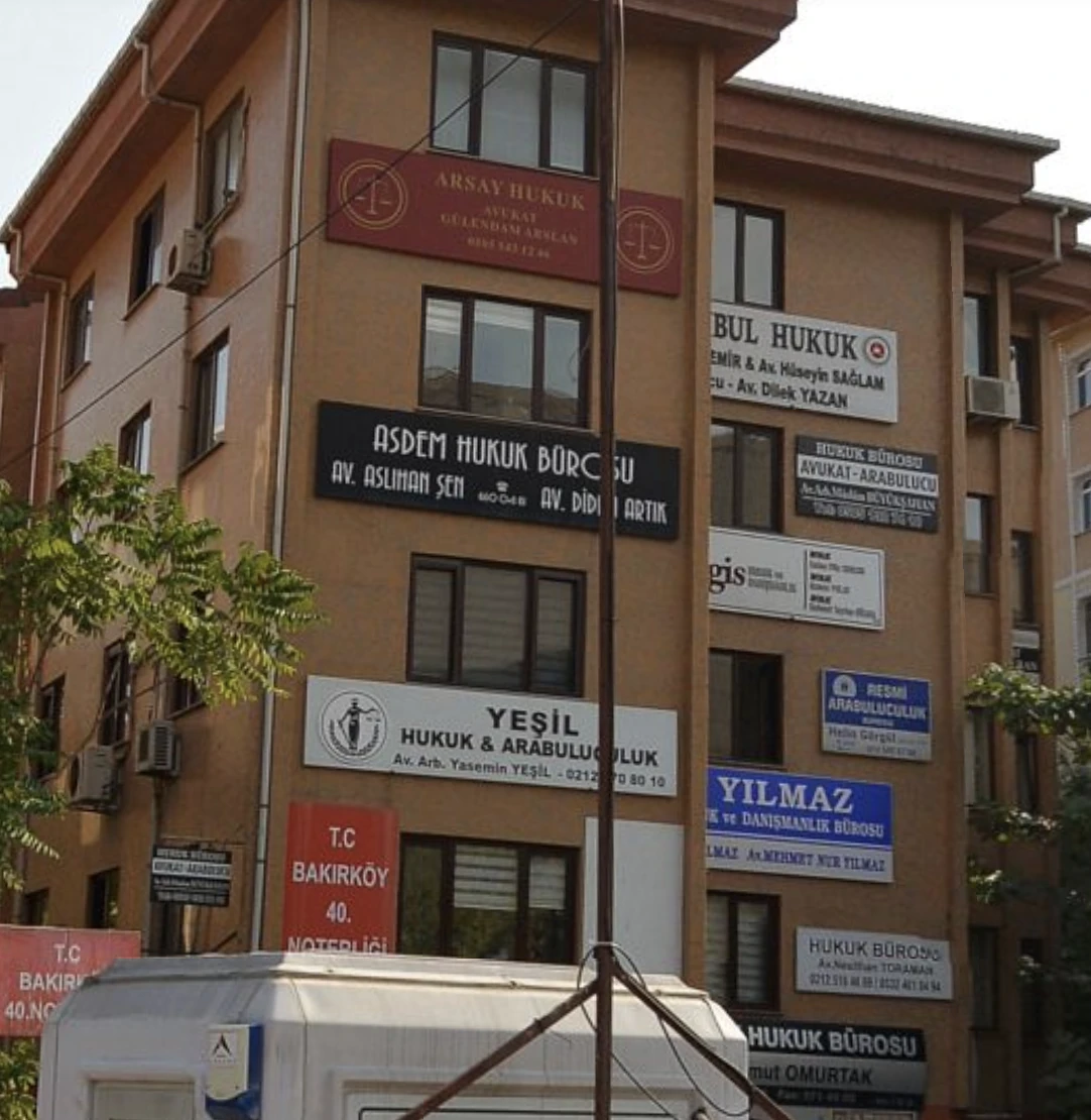 Bakirköy 40. Noterliği — İstanbul Bakırköy noterlik binası
